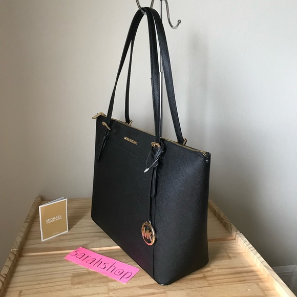 🌼Michael Kors Set - Picture 16 of 16